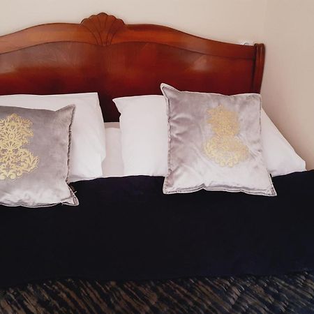 Hotel Rezydencja Rosa Przemysl Ngoại thất bức ảnh