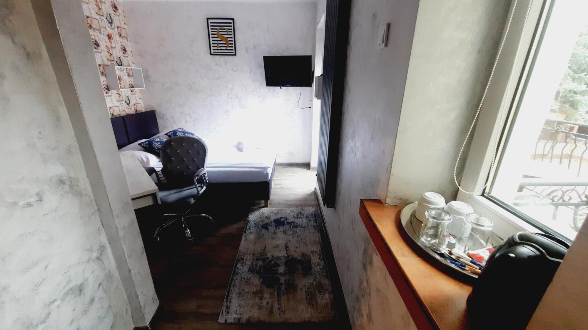 Hotel Rezydencja Rosa Przemysl Ngoại thất bức ảnh