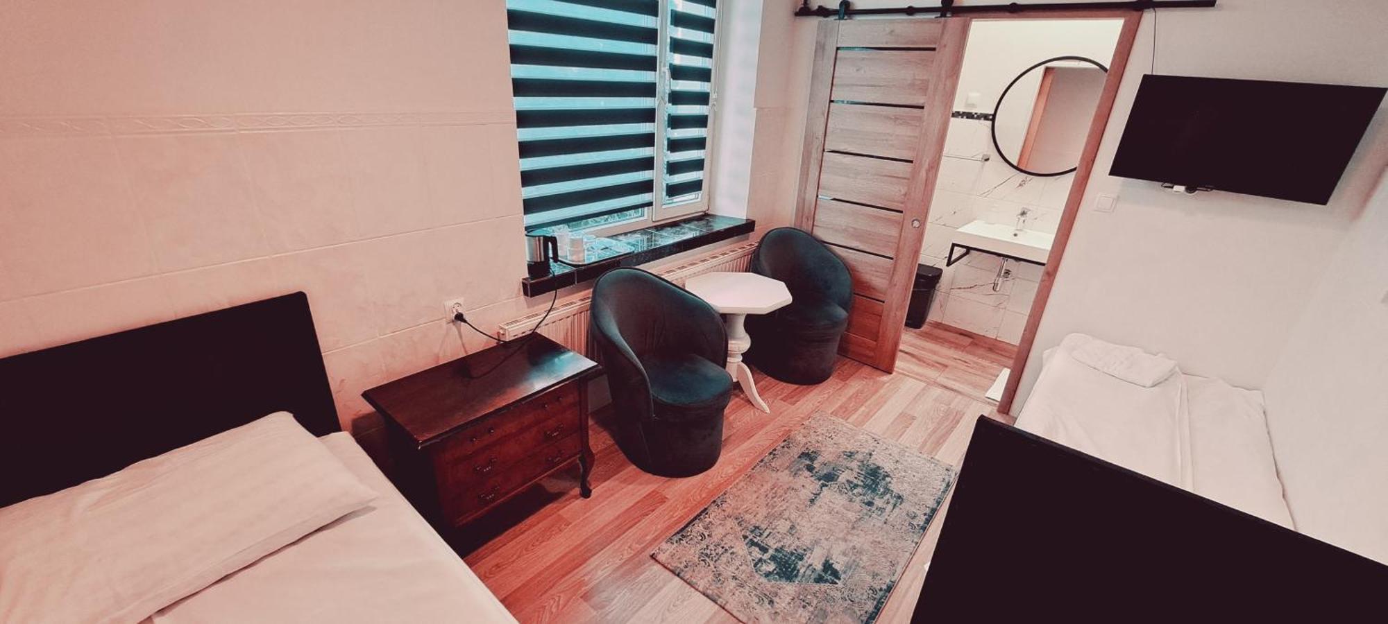 Hotel Rezydencja Rosa Przemysl Ngoại thất bức ảnh